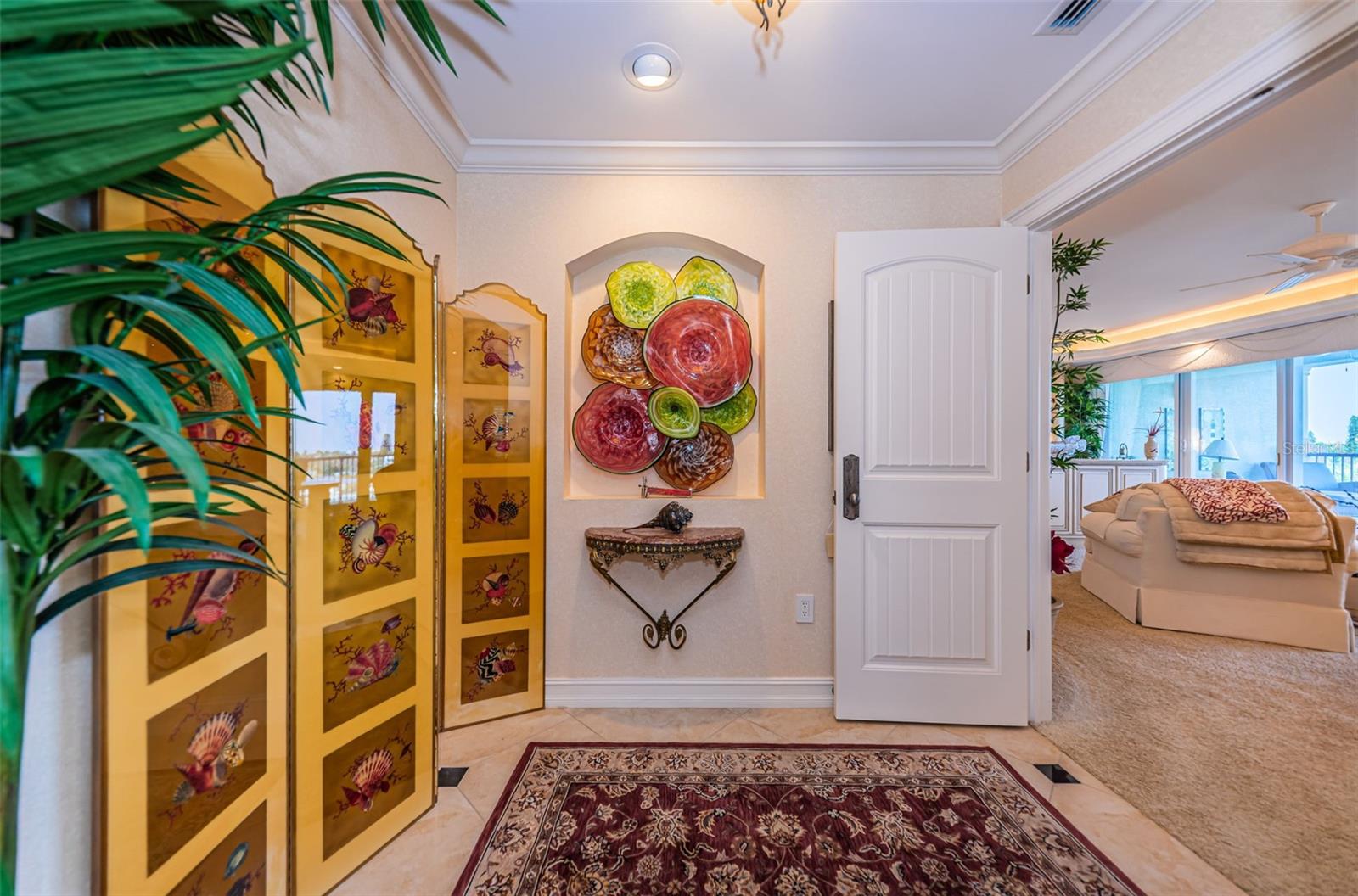 TB8385585 Property Photo