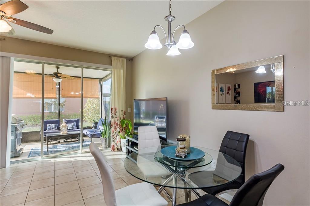 6959 TOWNE LAKE RD, RIVERVIEW, FL, 33578