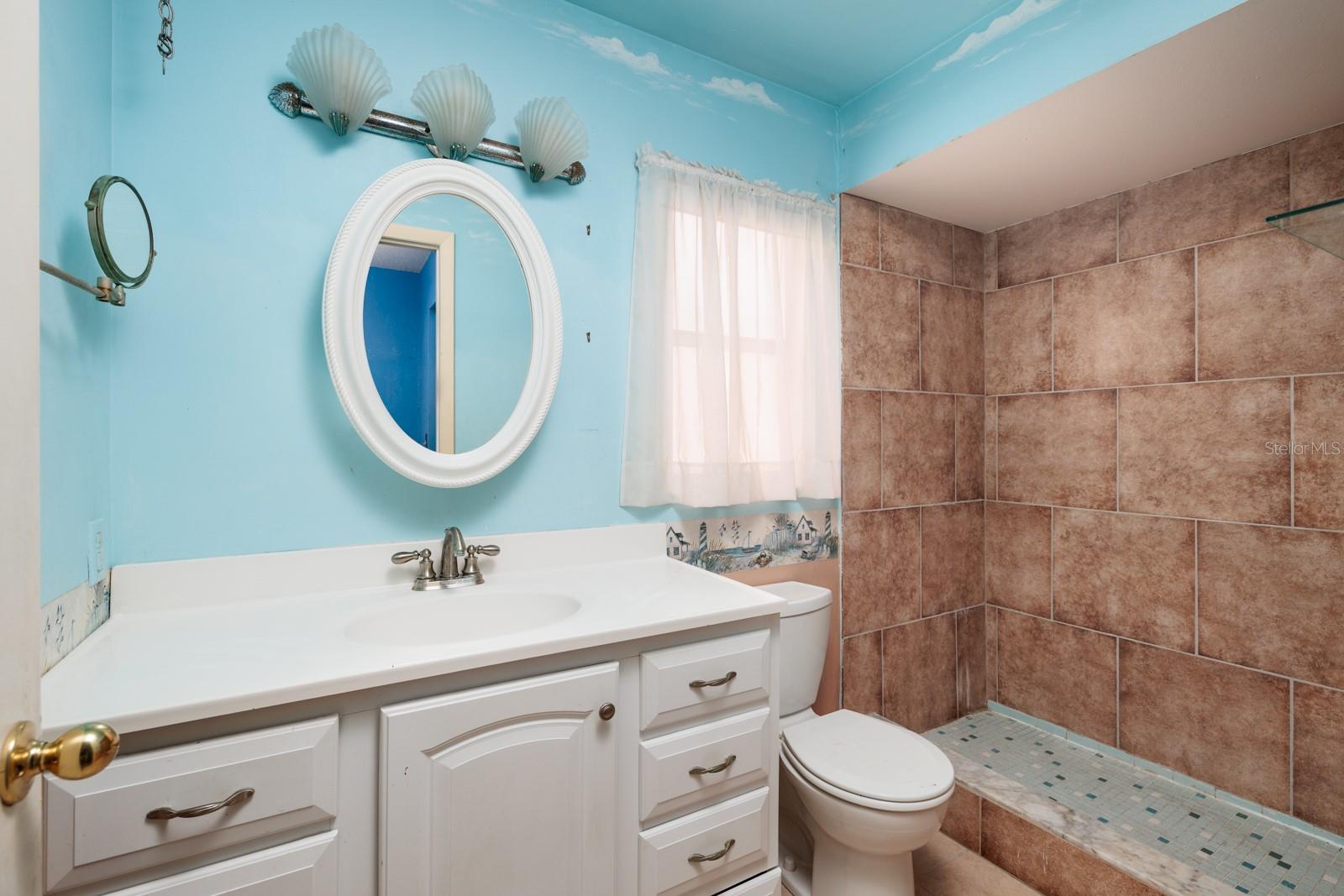 564 5TH AVE SE, LARGO, FL, 33771