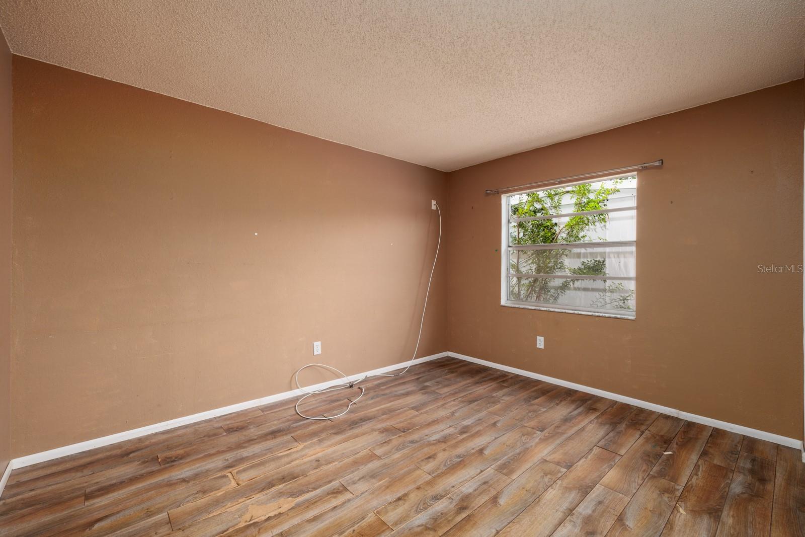 564 5TH AVE SE, LARGO, FL, 33771