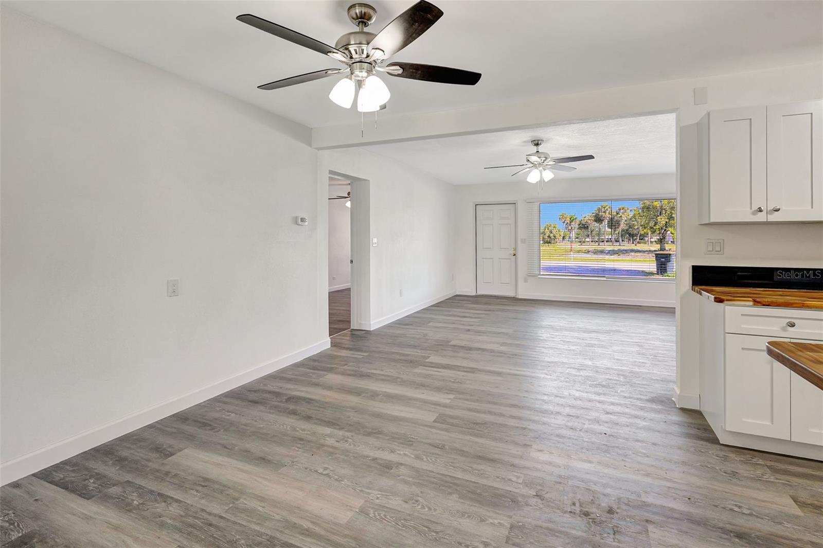 415 COOPER ST, PUNTA GORDA, FL, 33950