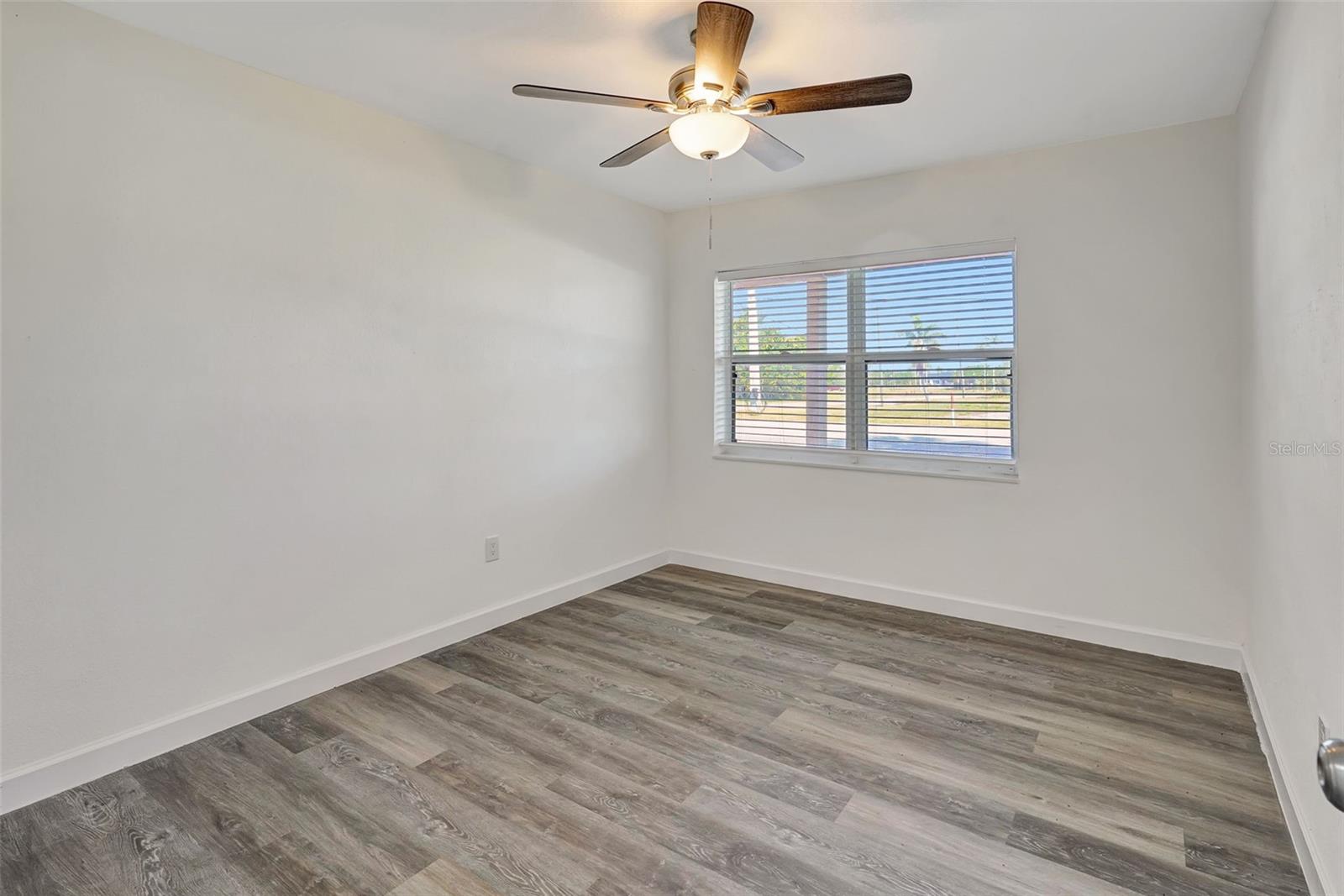 415 COOPER ST, PUNTA GORDA, FL, 33950