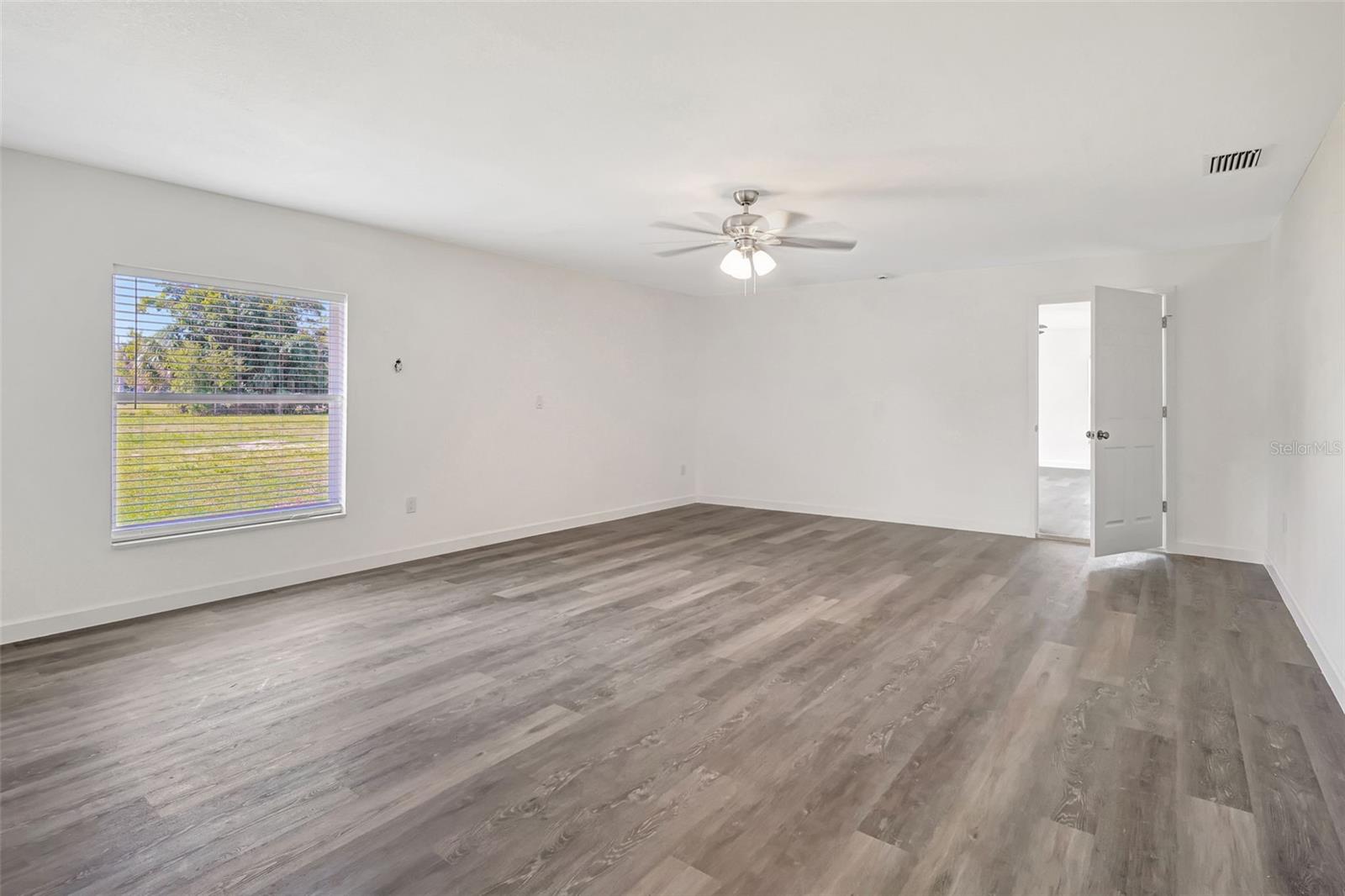 415 COOPER ST, PUNTA GORDA, FL, 33950