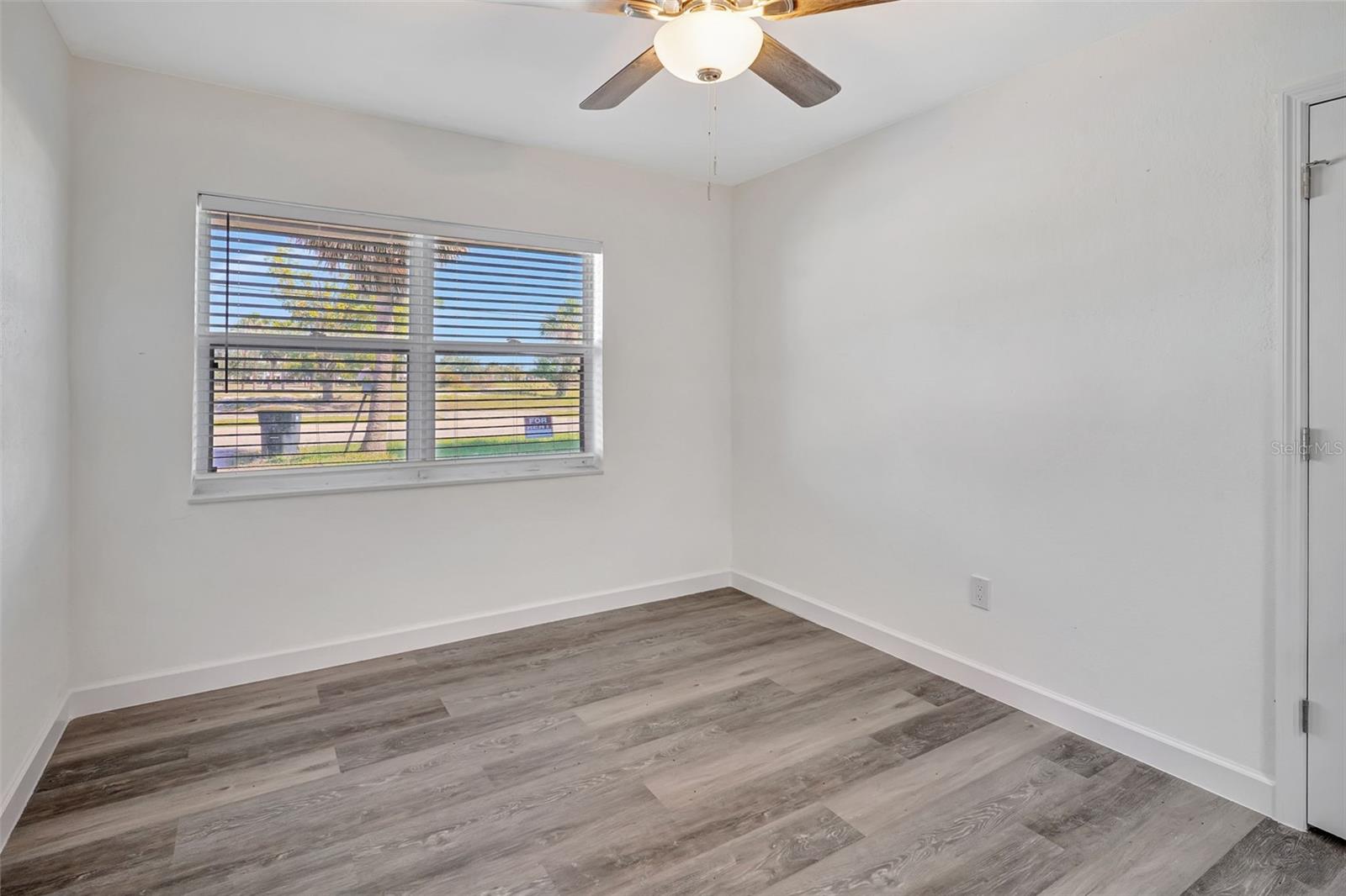 415 COOPER ST, PUNTA GORDA, FL, 33950