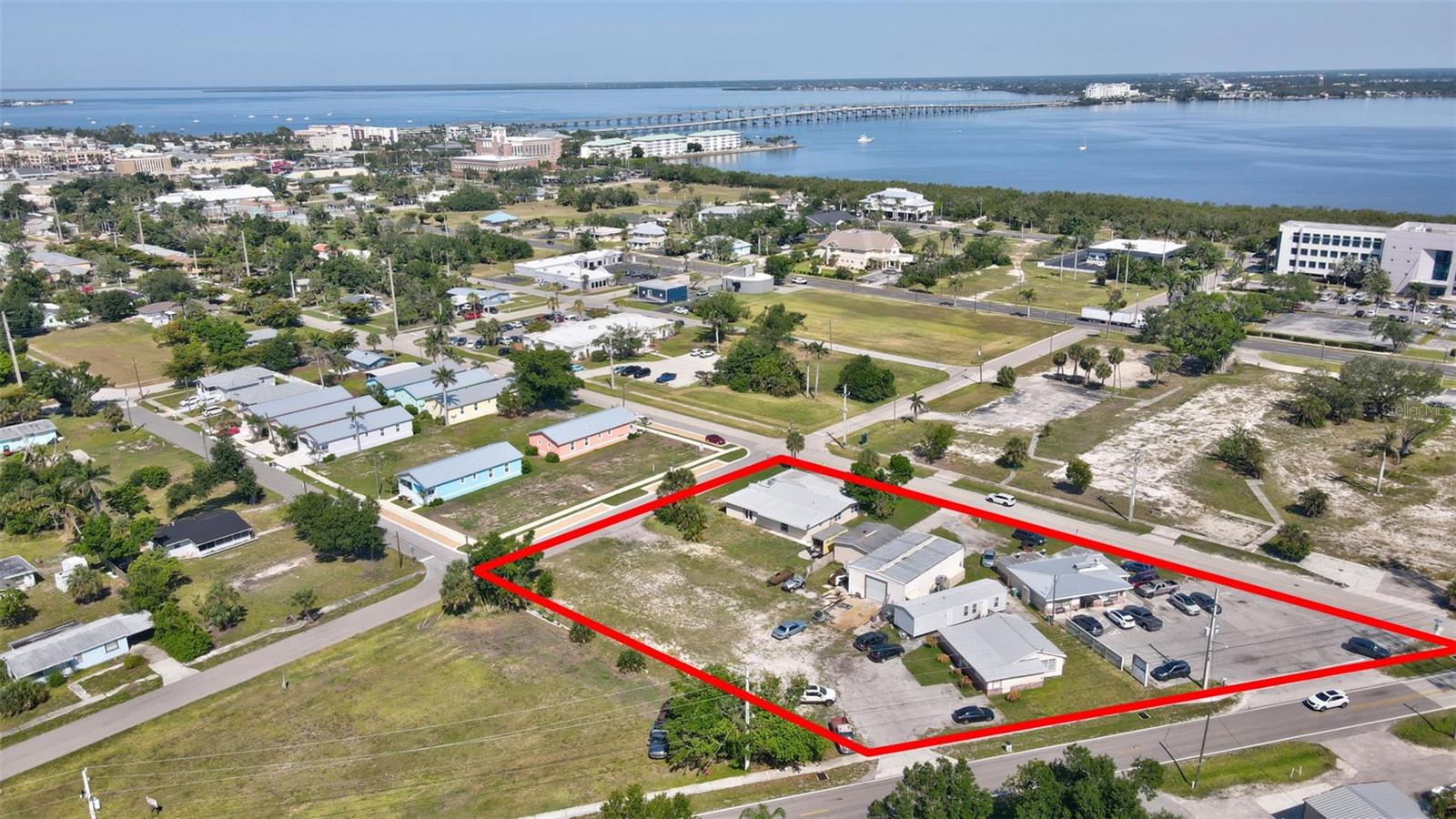 415 COOPER ST, PUNTA GORDA, FL, 33950