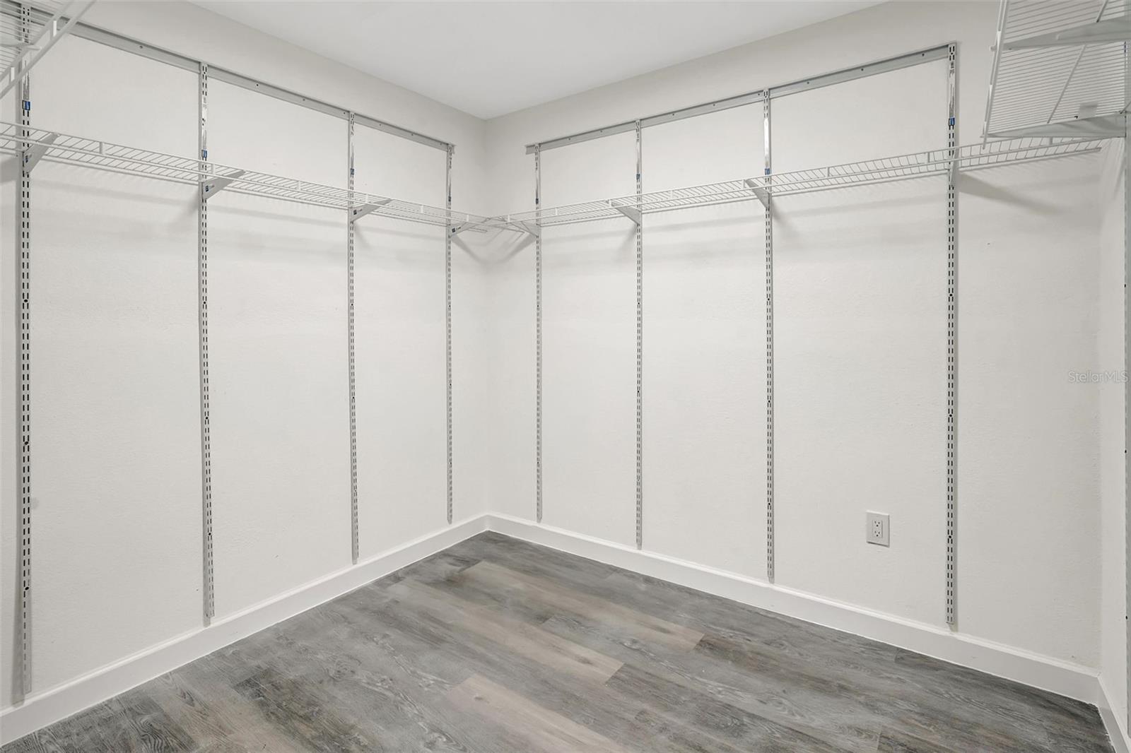 415 COOPER ST, PUNTA GORDA, FL, 33950