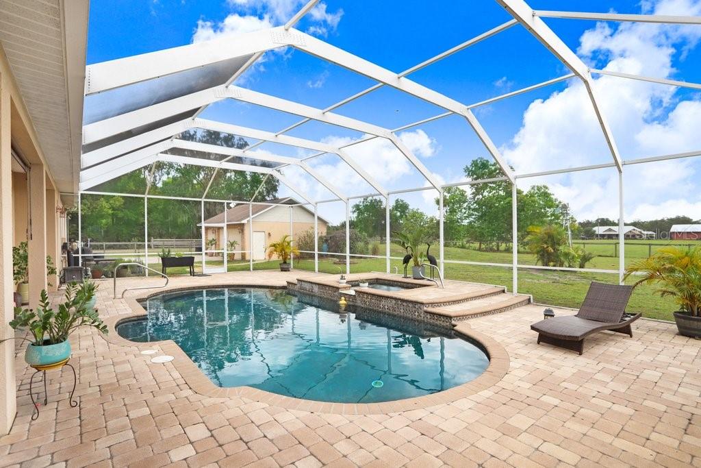 2502 FRITZKE RD, DOVER, FL, 33527