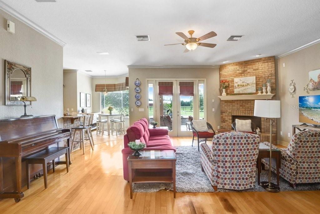 2502 FRITZKE RD, DOVER, FL, 33527