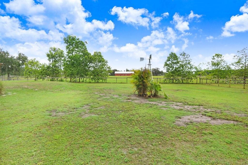 2502 FRITZKE RD, DOVER, FL, 33527