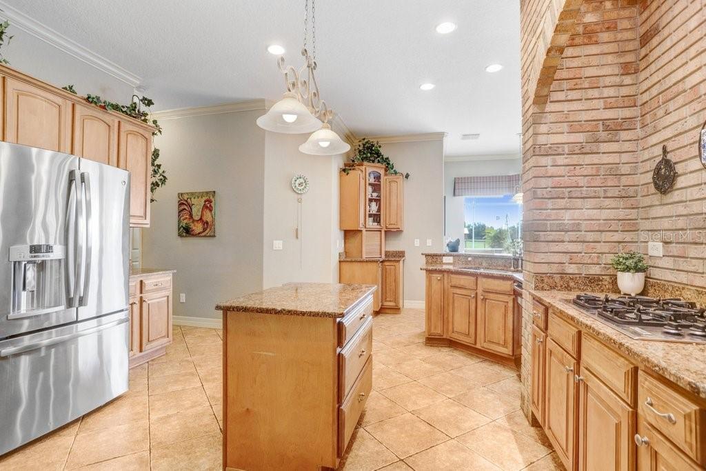 2502 FRITZKE RD, DOVER, FL, 33527