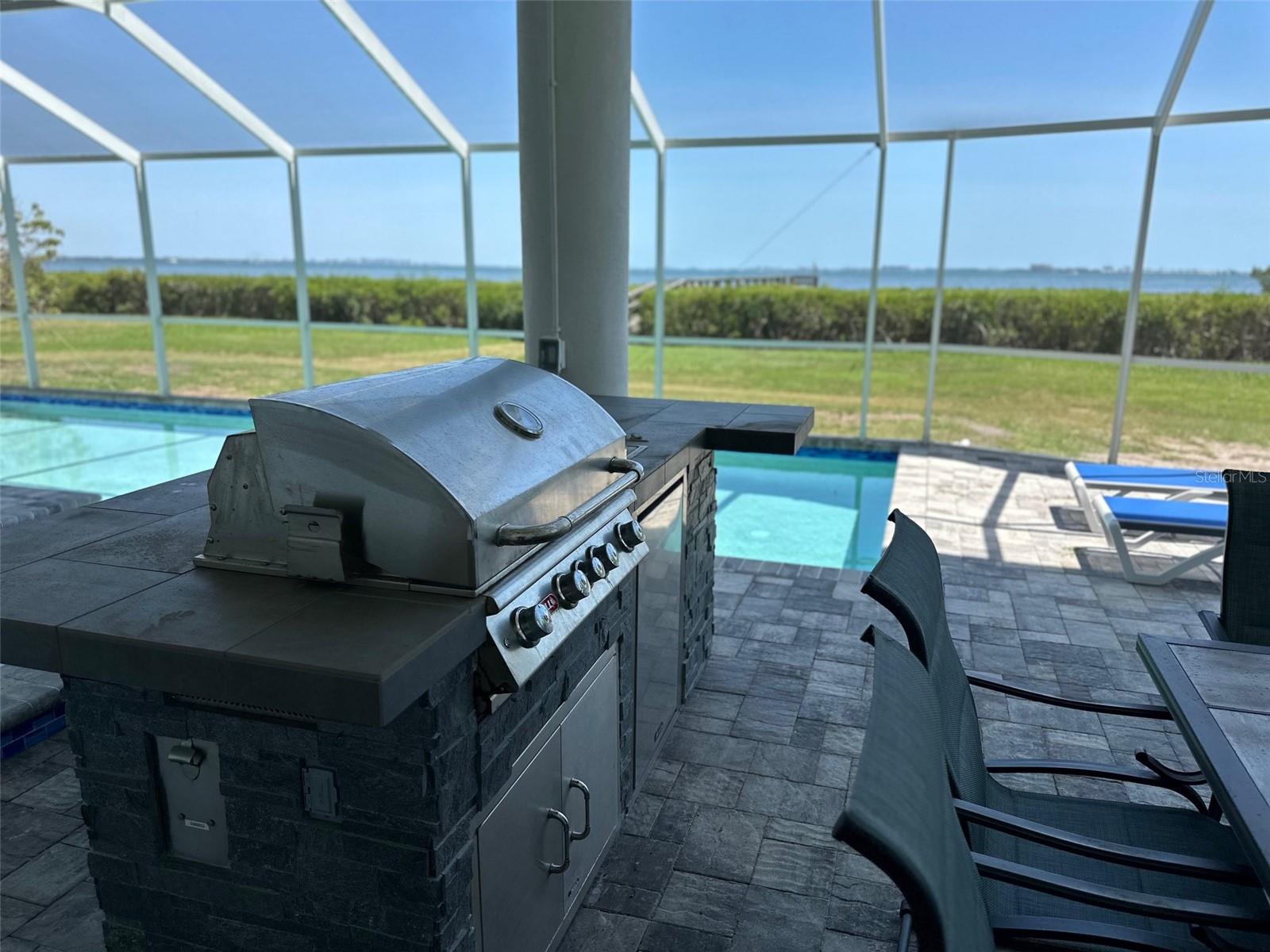 A4652523 Property Photo