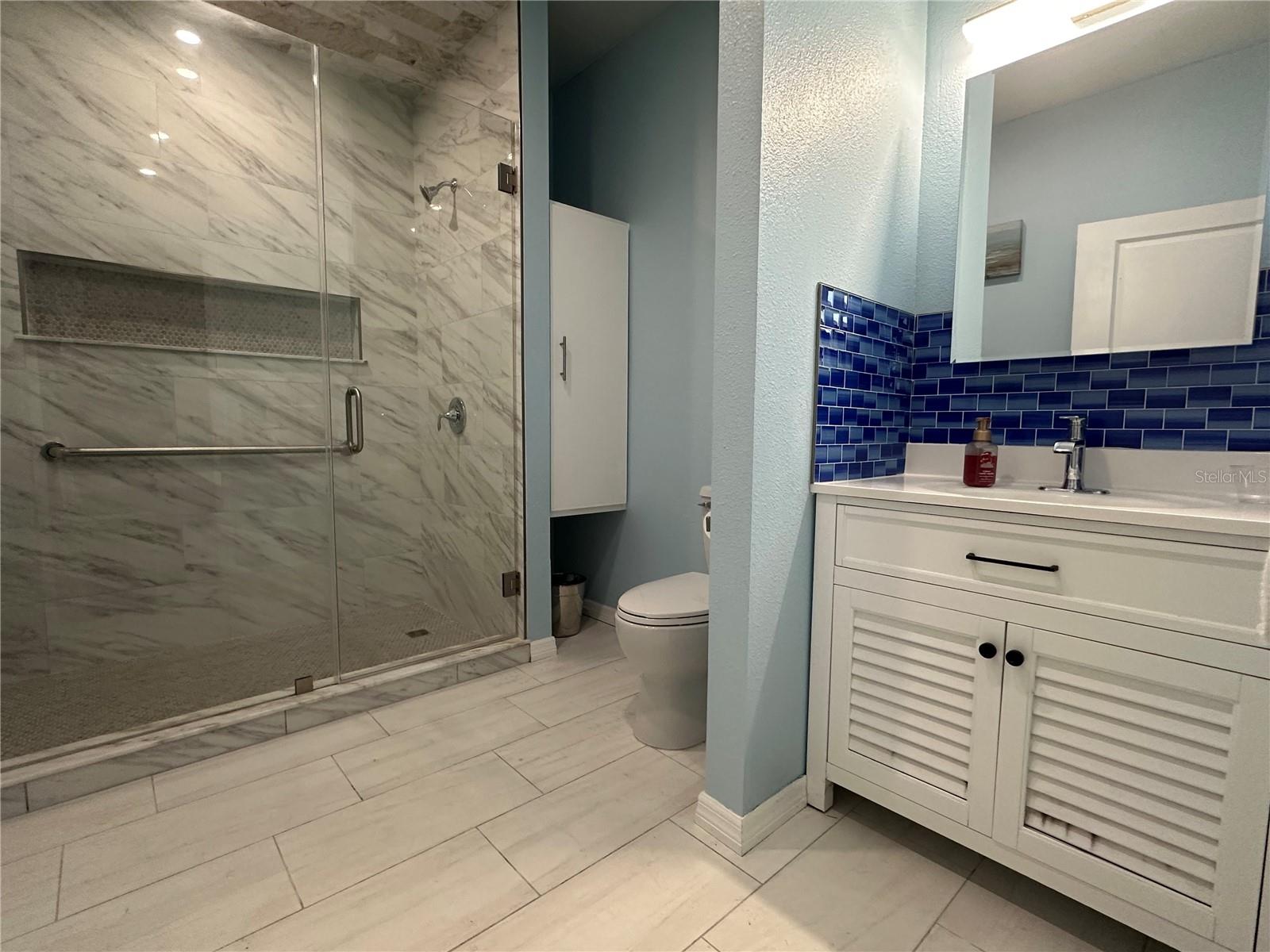 A4652523 Property Photo