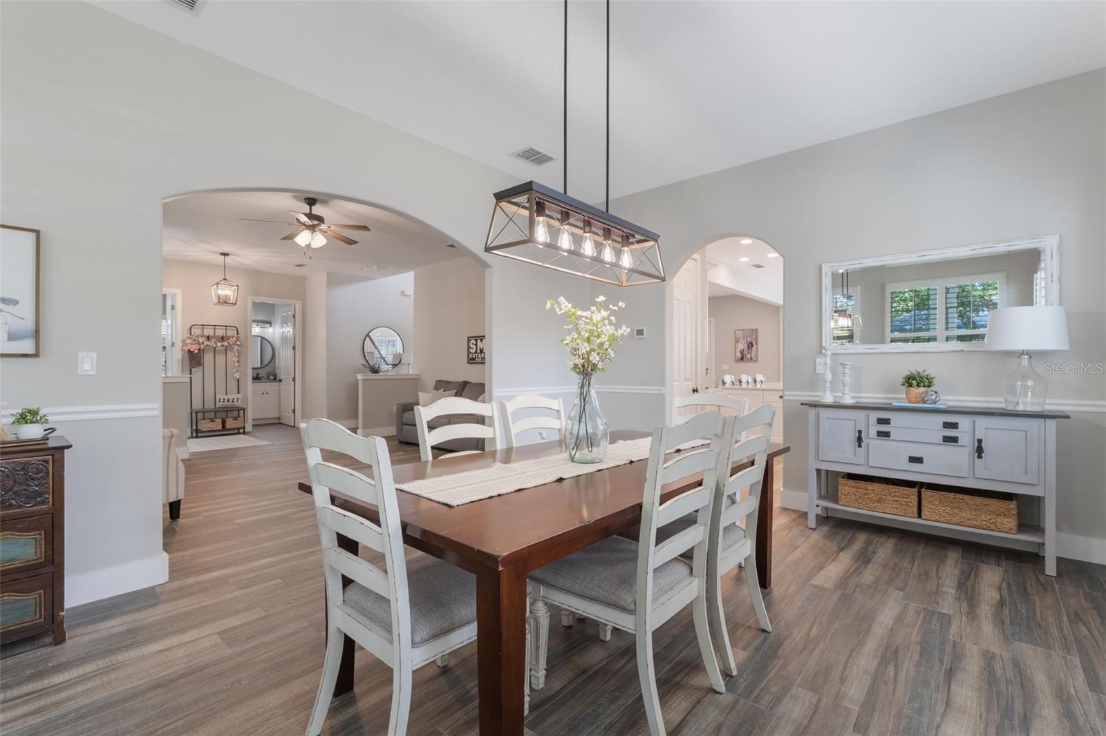 10100 LOBLOLLY PINE CIR, ORLANDO, FL, 32827