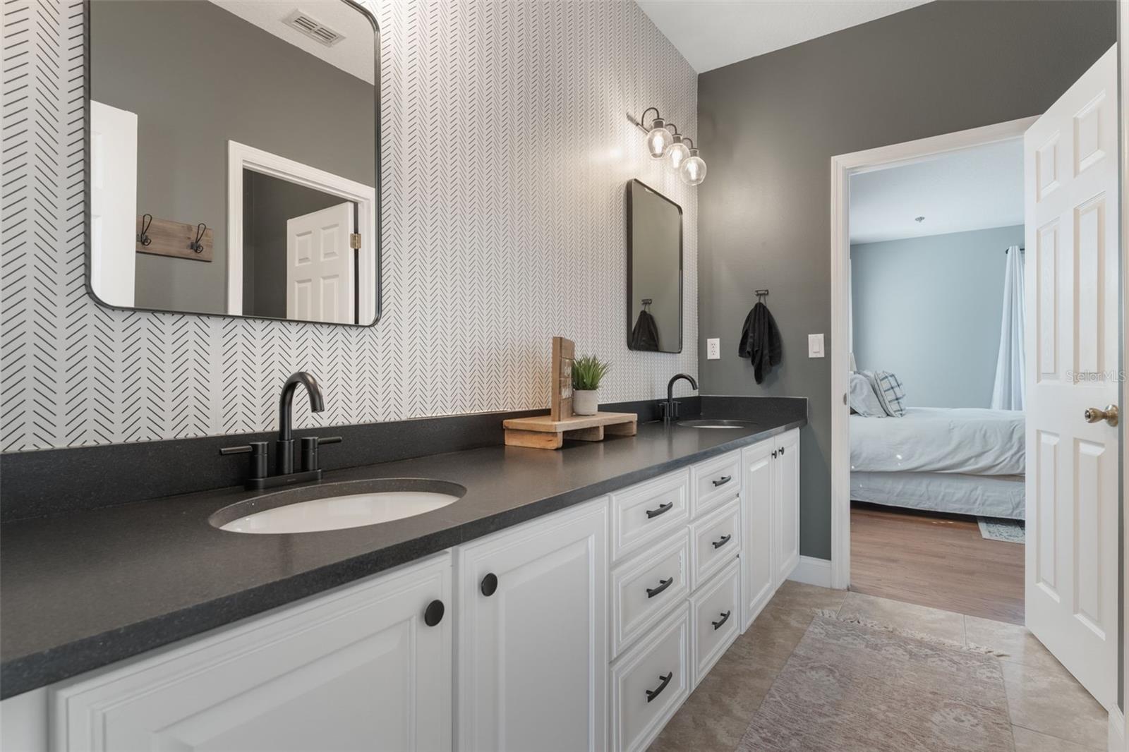 10100 LOBLOLLY PINE CIR, ORLANDO, FL, 32827