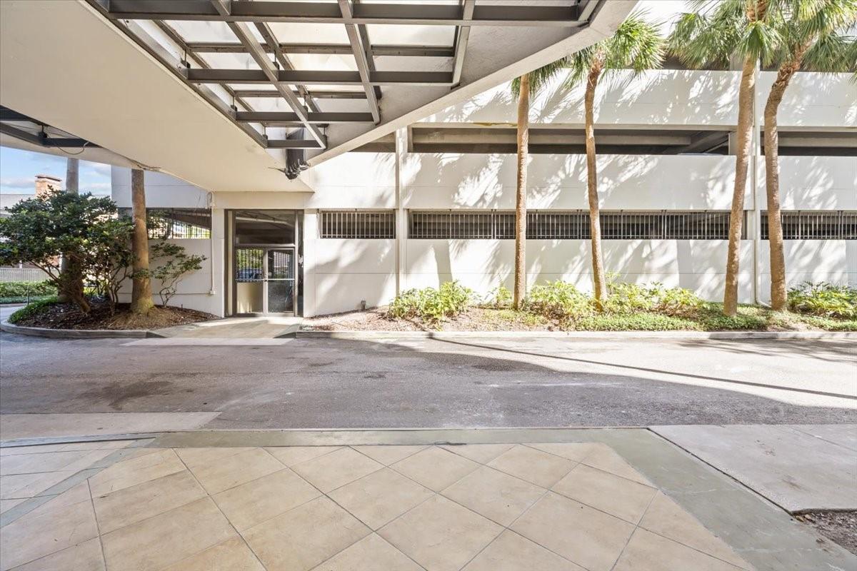 2413 BAYSHORE BLVD #1604, TAMPA, FL, 33629