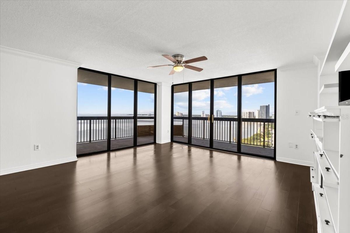 2413 BAYSHORE BLVD #1604, TAMPA, FL, 33629