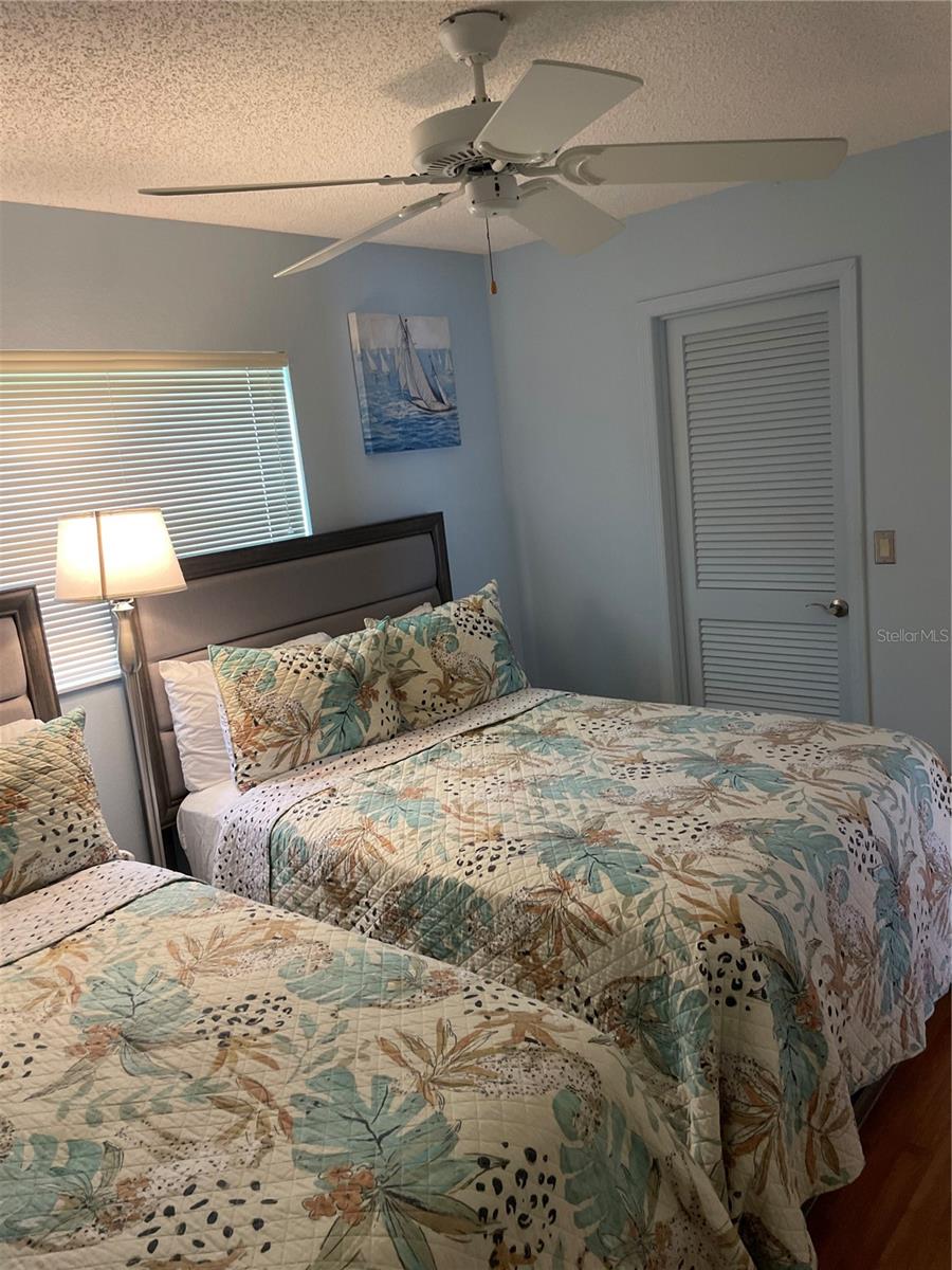 10405 SANDRIFT AVE, ENGLEWOOD, FL, 34224