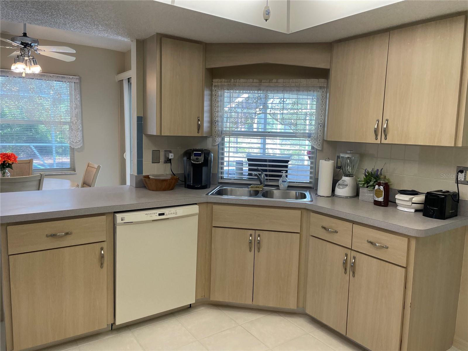 10405 SANDRIFT AVE, ENGLEWOOD, FL, 34224