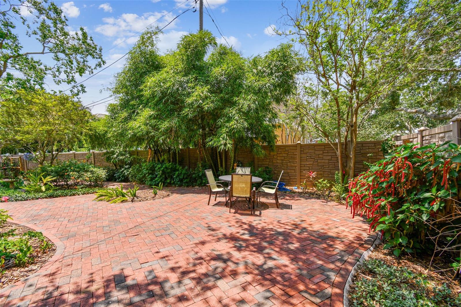 750 ALDA WAY NE, ST PETERSBURG, FL, 33704