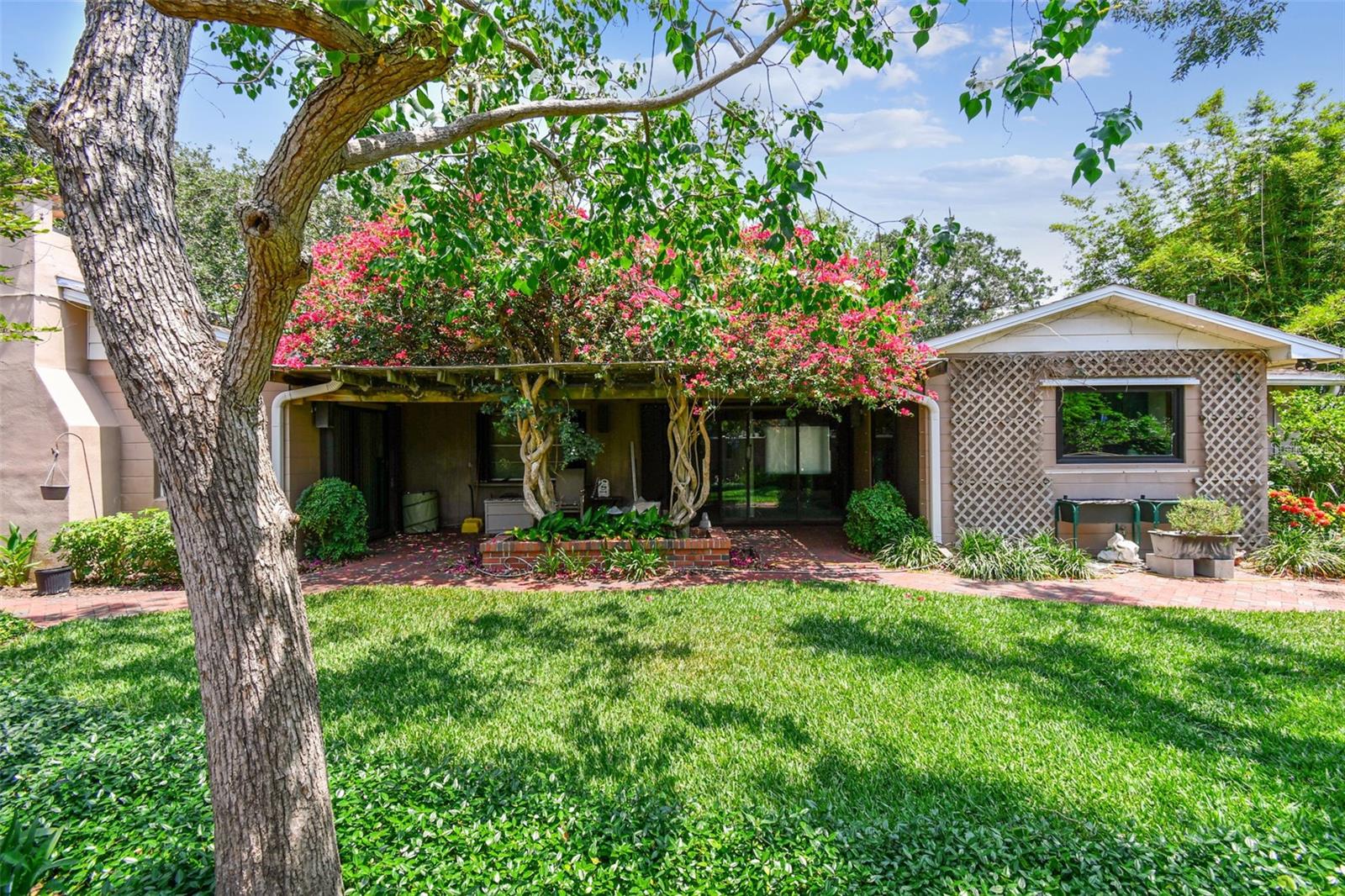 750 ALDA WAY NE, ST PETERSBURG, FL, 33704