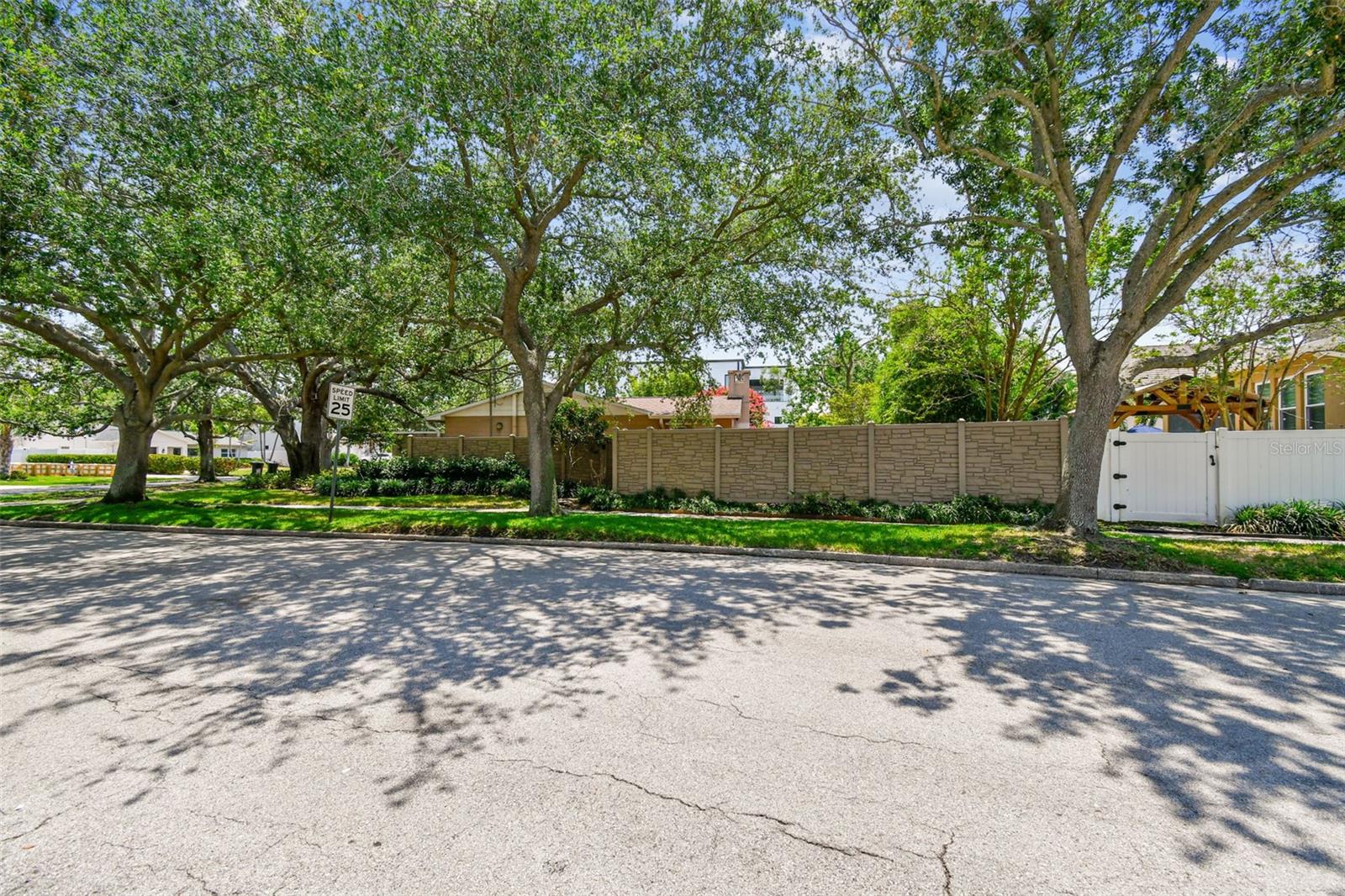 750 ALDA WAY NE, ST PETERSBURG, FL, 33704