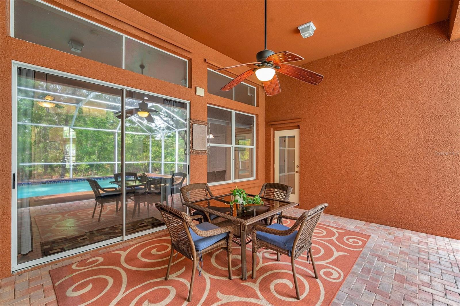 19156 DOVE CREEK DR, TAMPA, FL, 33647