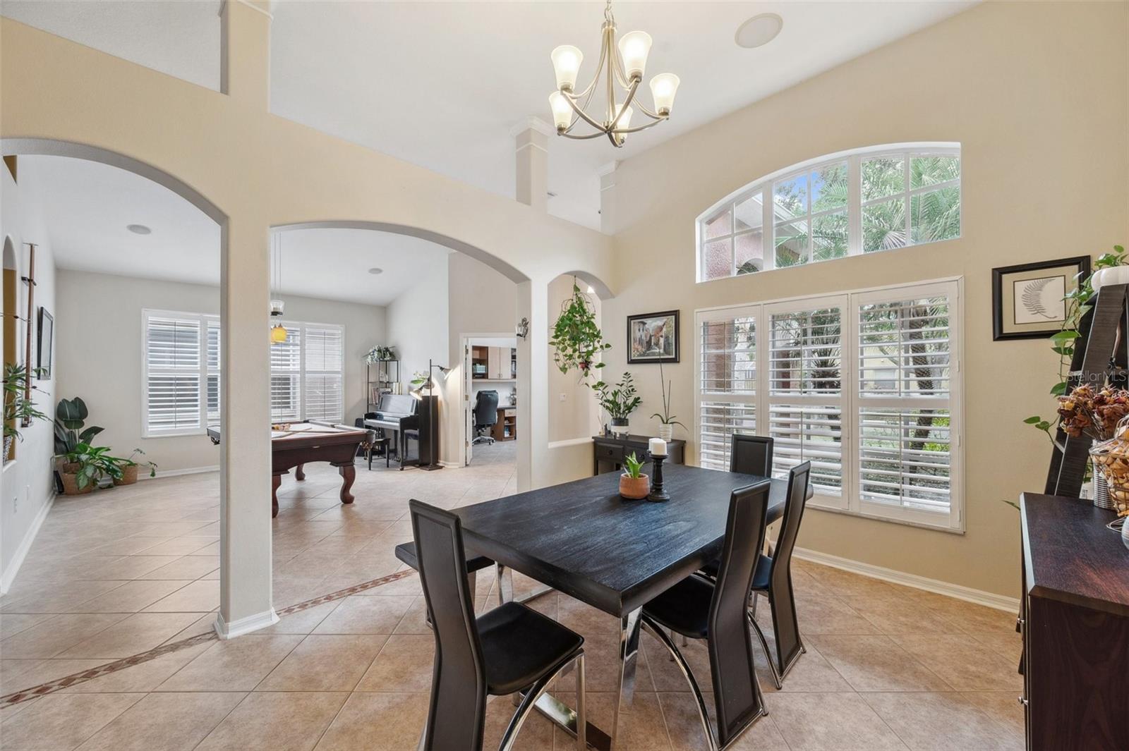 19156 DOVE CREEK DR, TAMPA, FL, 33647