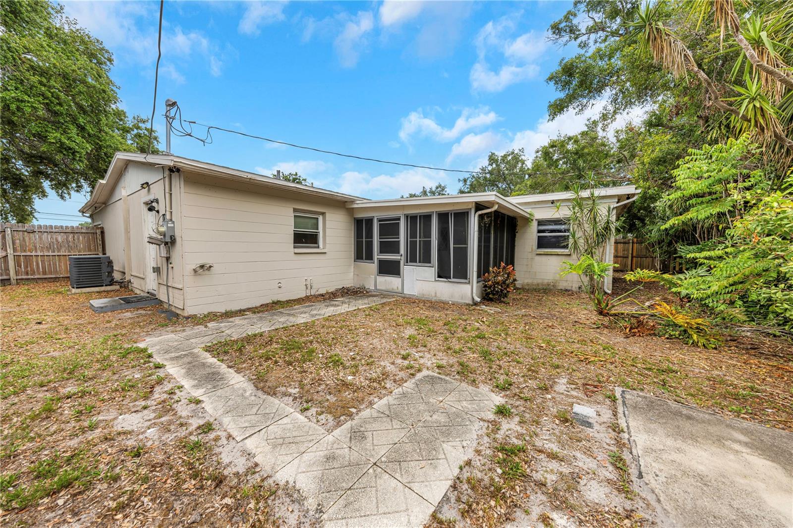 1472 BELCHER RD S, LARGO, FL, 33771