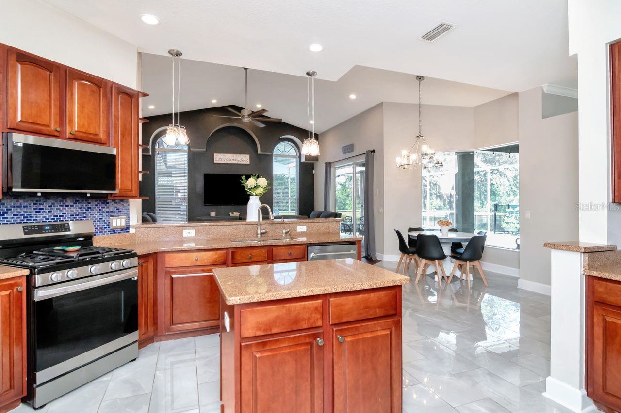 12309 CREEK EDGE DR, RIVERVIEW, FL, 33579