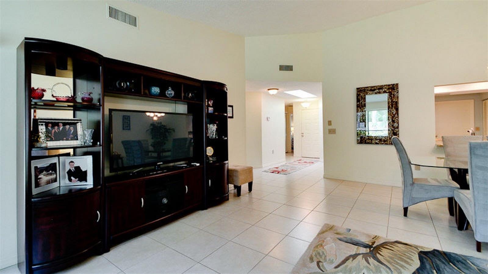 7893 TIMBERWOOD CIR #183, SARASOTA, FL, 34238