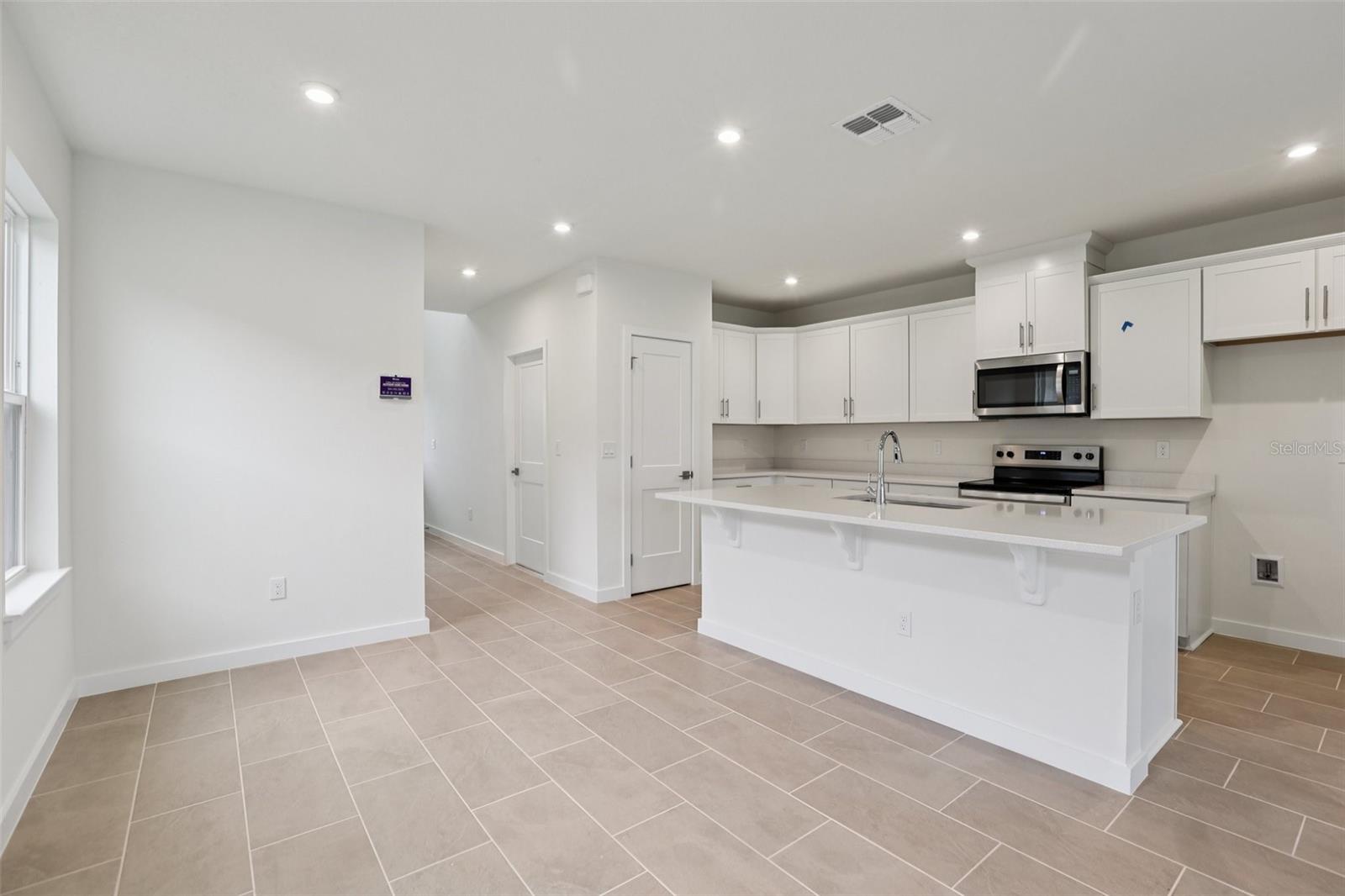 3147 CUP DR, LAKELAND, FL, 33803