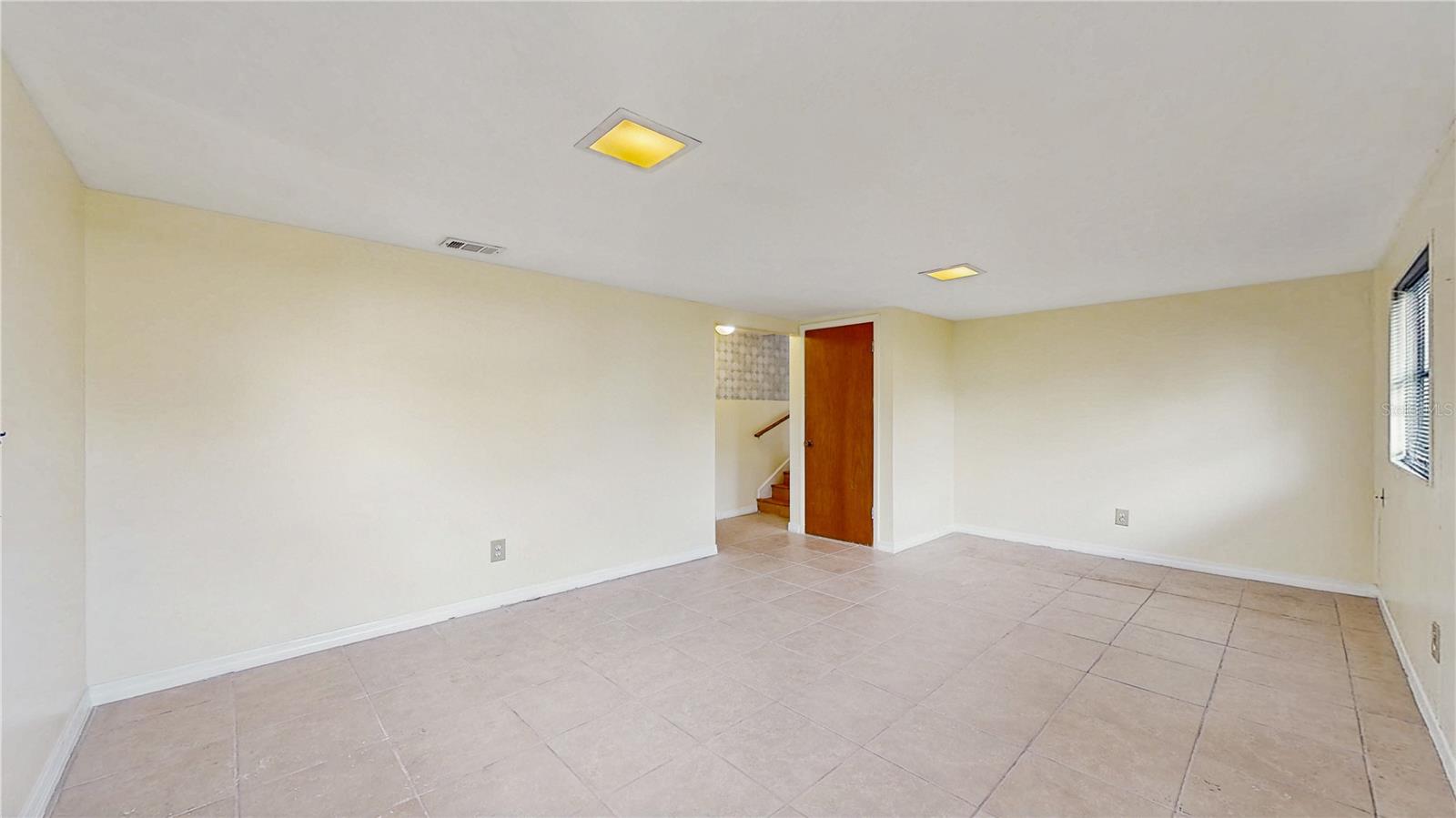 6009 WILSHIRE DR, TAMPA, FL, 33615