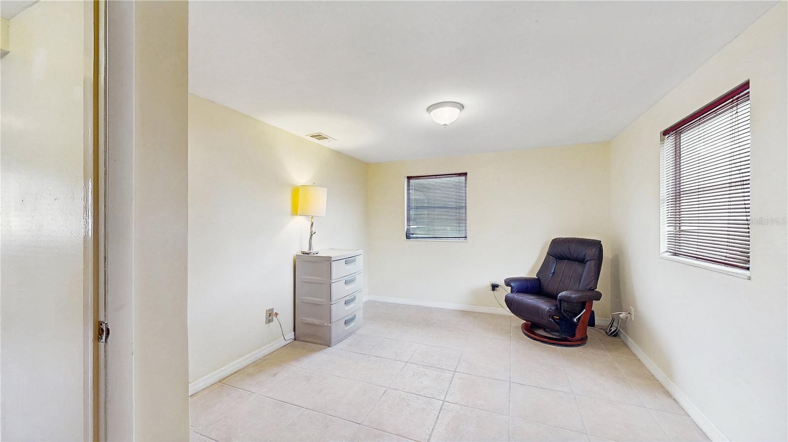 6009 WILSHIRE DR, TAMPA, FL, 33615