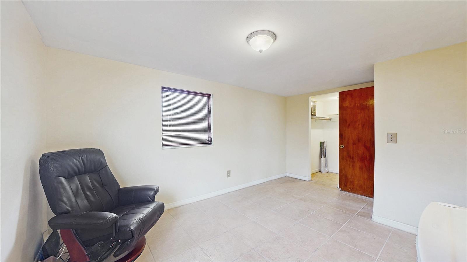 6009 WILSHIRE DR, TAMPA, FL, 33615