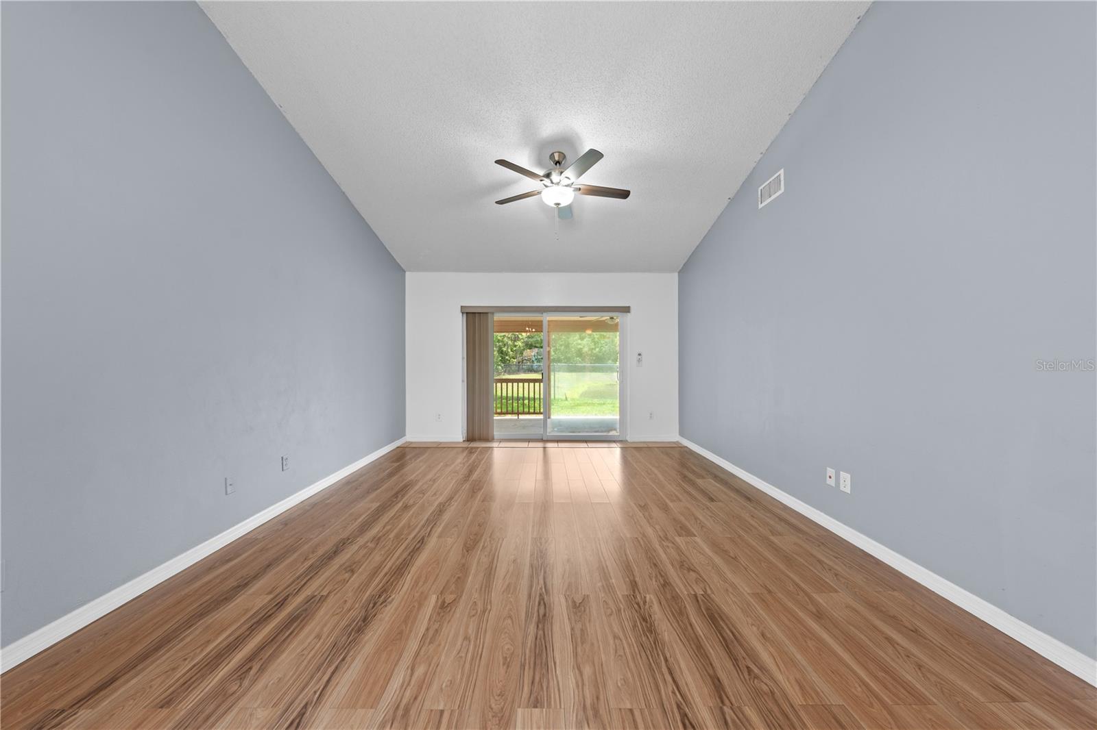 8322 CASCADE OAKS DR, ORLANDO, FL, 32822