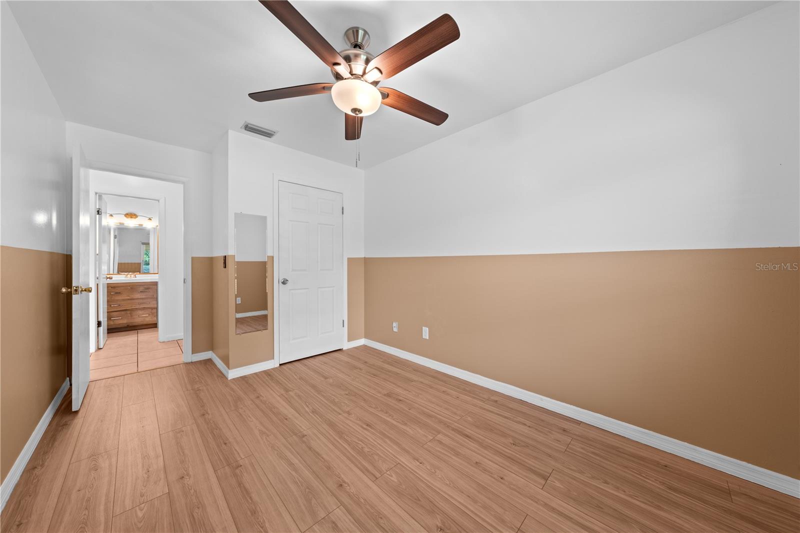 8322 CASCADE OAKS DR, ORLANDO, FL, 32822