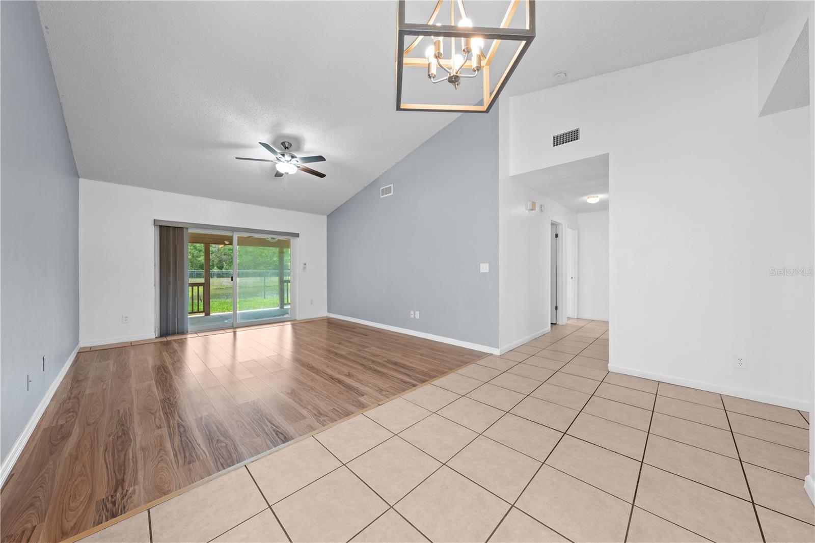 8322 CASCADE OAKS DR, ORLANDO, FL, 32822