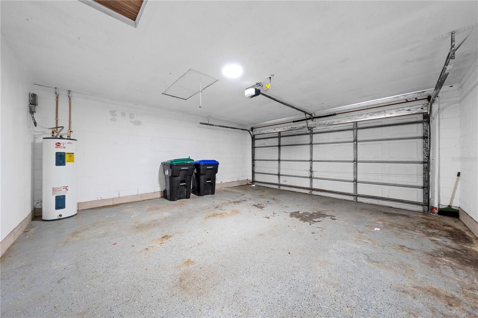 8322 CASCADE OAKS DR, ORLANDO, FL, 32822