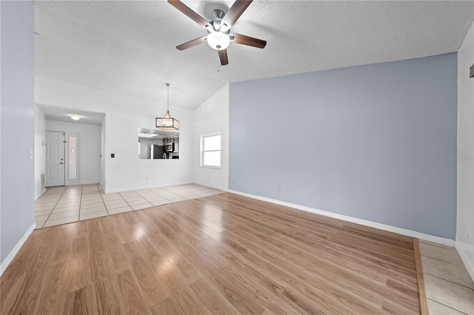 8322 CASCADE OAKS DR, ORLANDO, FL, 32822