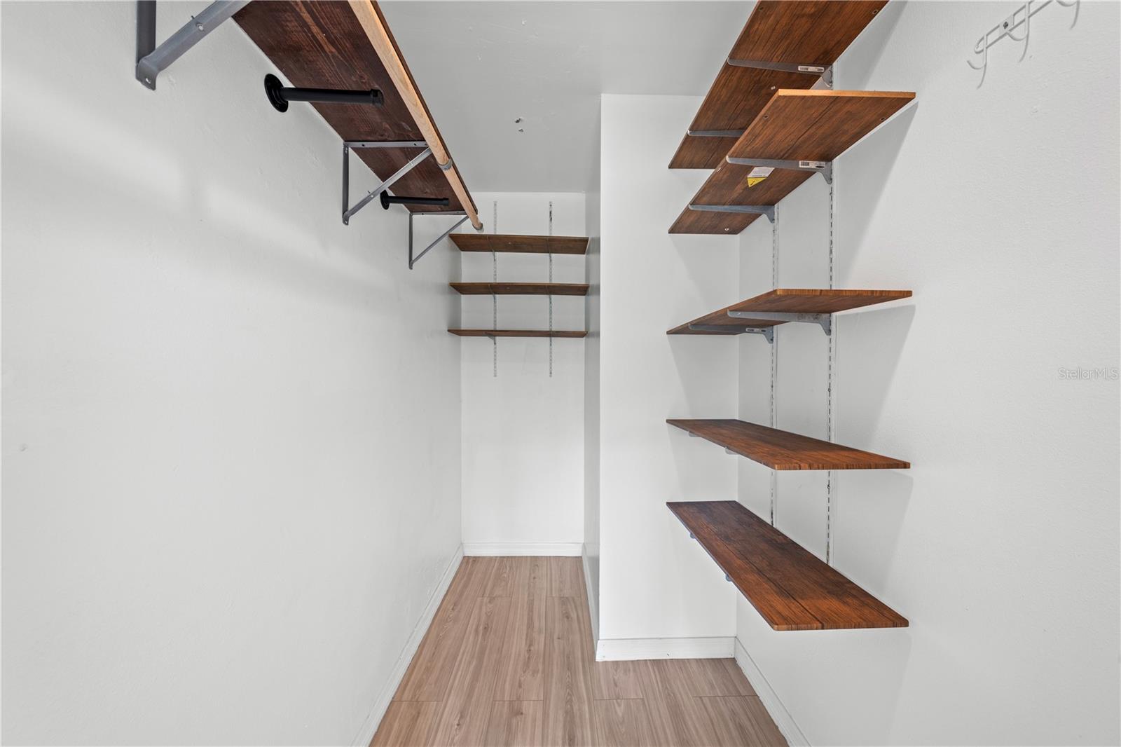 8322 CASCADE OAKS DR, ORLANDO, FL, 32822