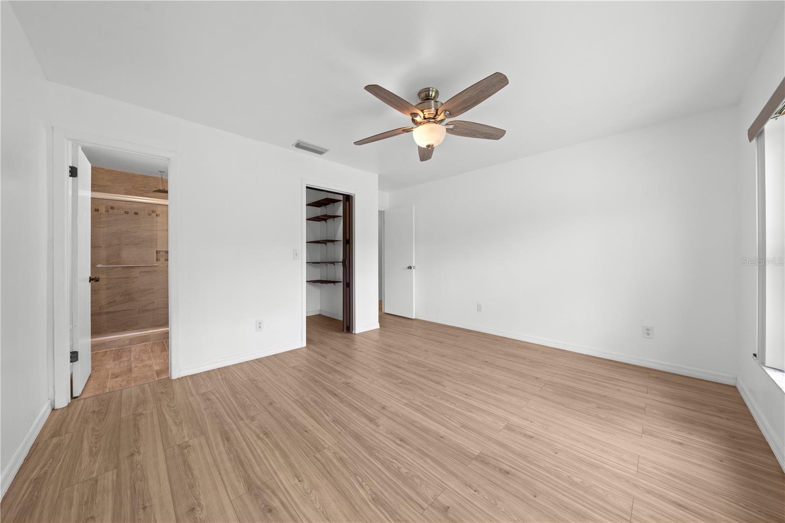 8322 CASCADE OAKS DR, ORLANDO, FL, 32822