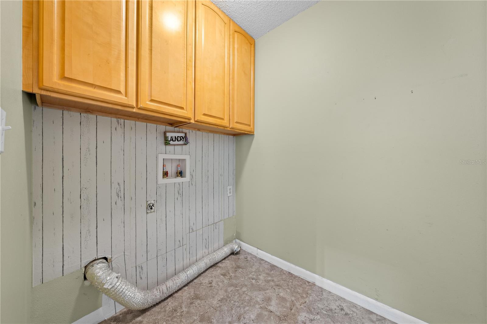 8322 CASCADE OAKS DR, ORLANDO, FL, 32822