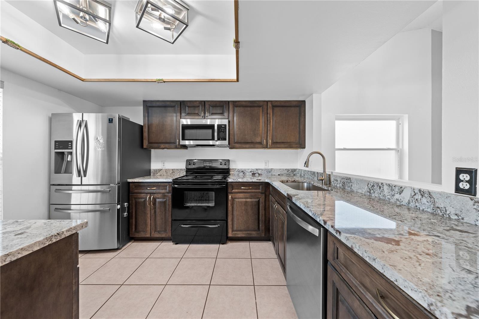 8322 CASCADE OAKS DR, ORLANDO, FL, 32822