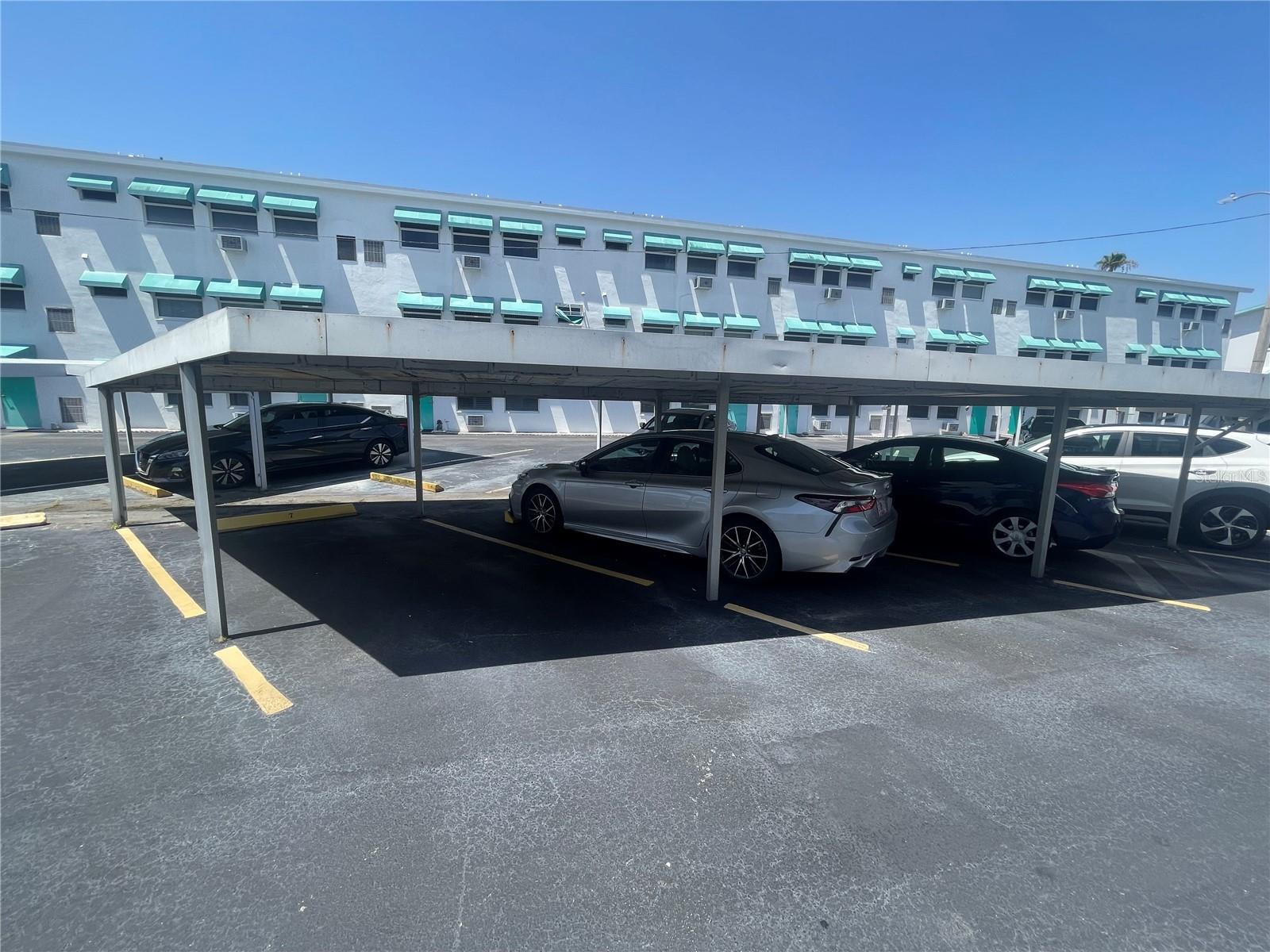 TB8385739 Property Photo