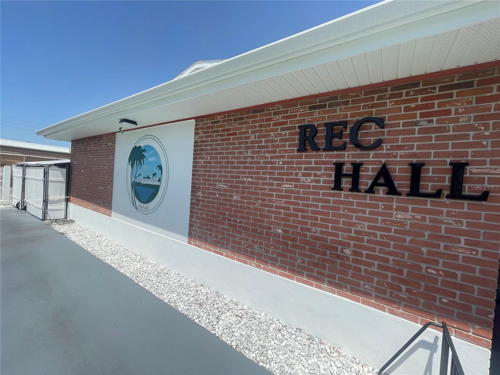 TB8385739 Property Photo