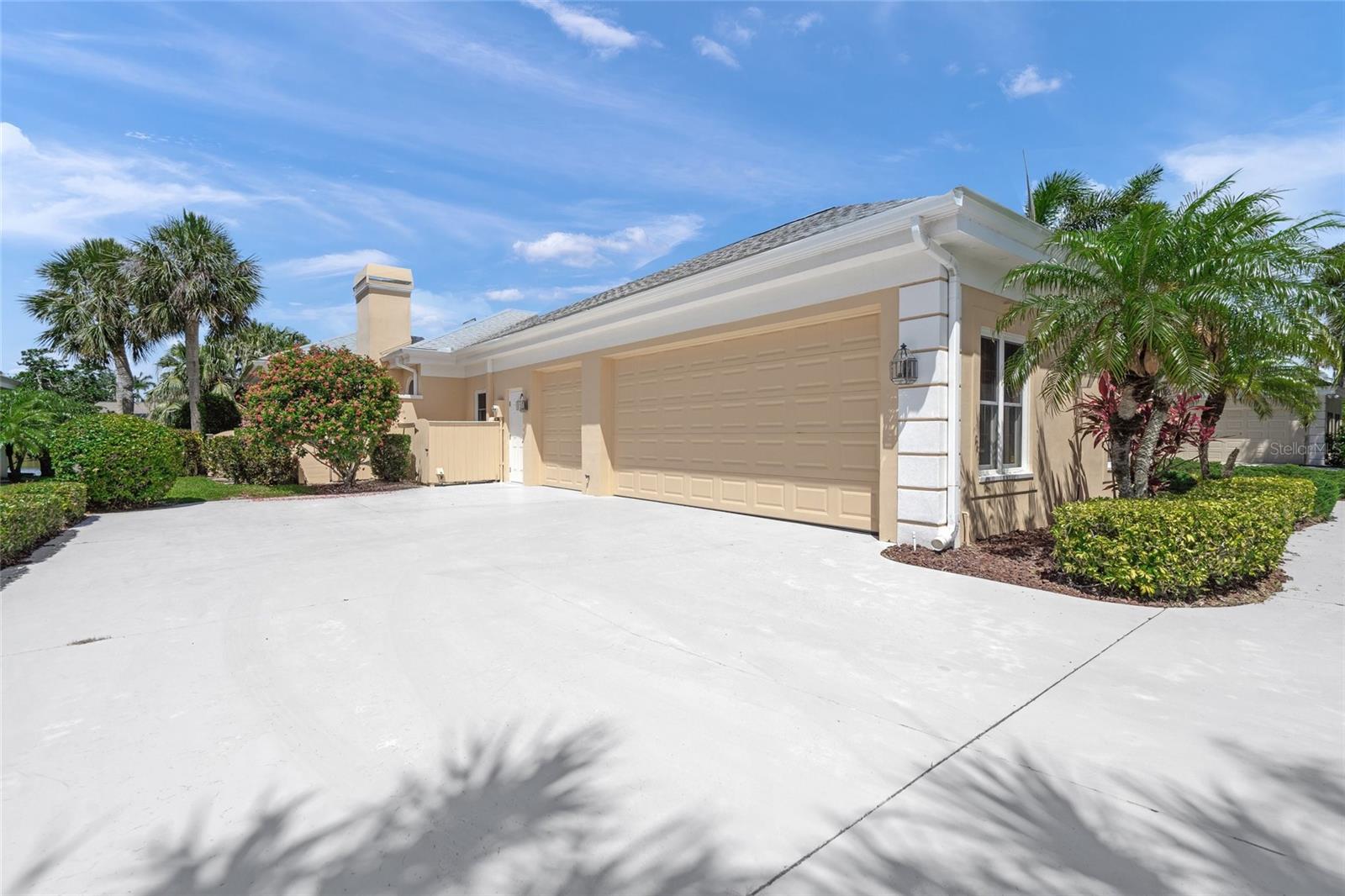 8 DOMINICA DR, ENGLEWOOD, FL, 34223