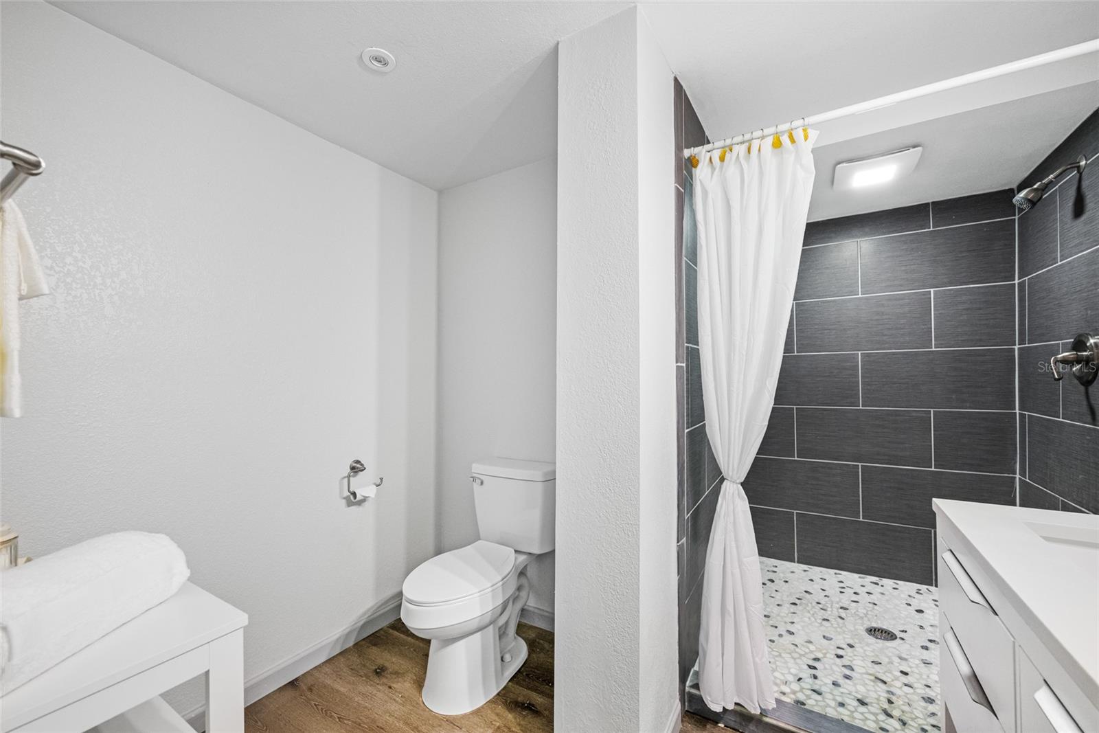 612 SW BEVERLY AVE, LARGO, FL, 33770