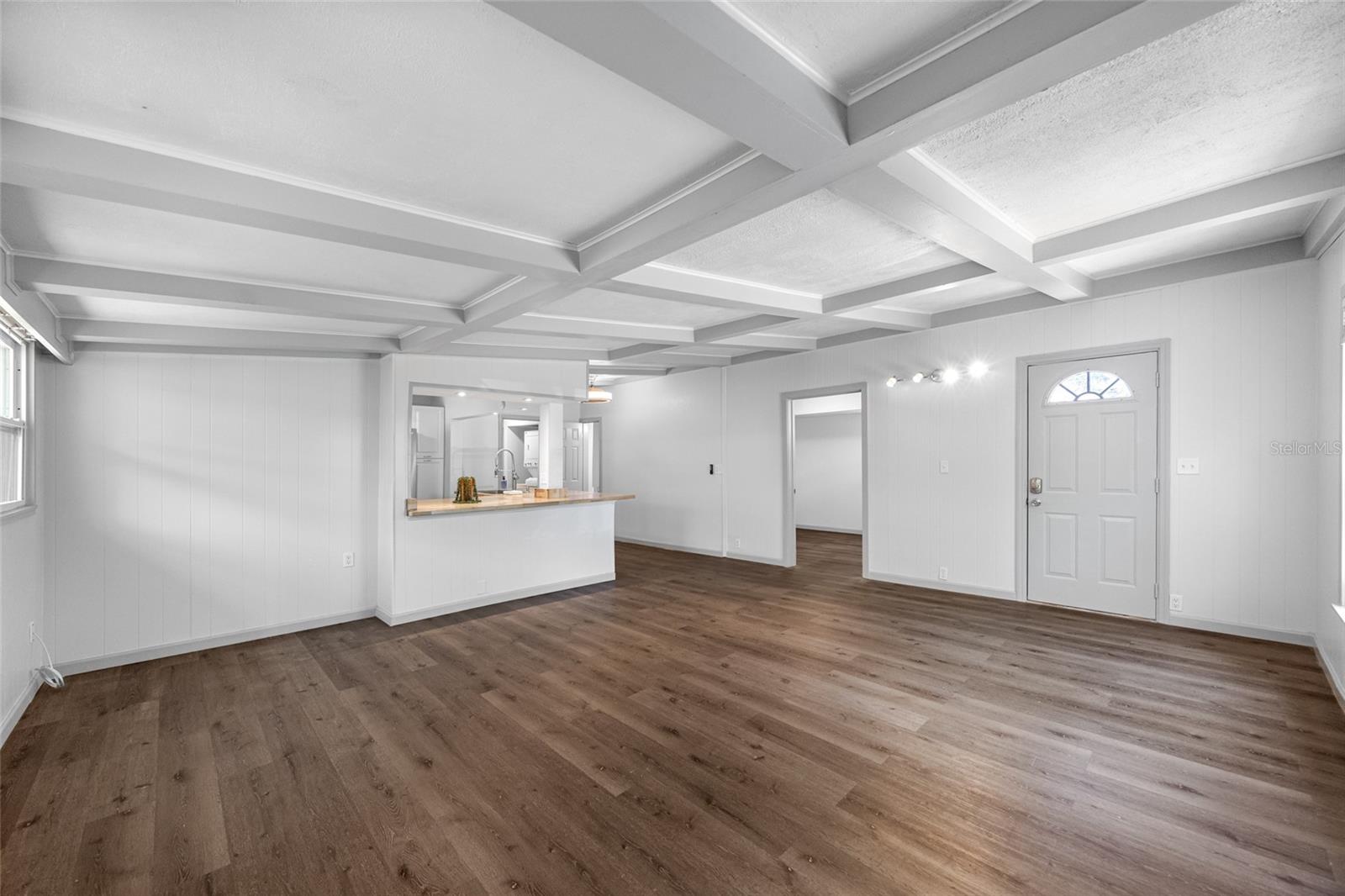 612 SW BEVERLY AVE, LARGO, FL, 33770