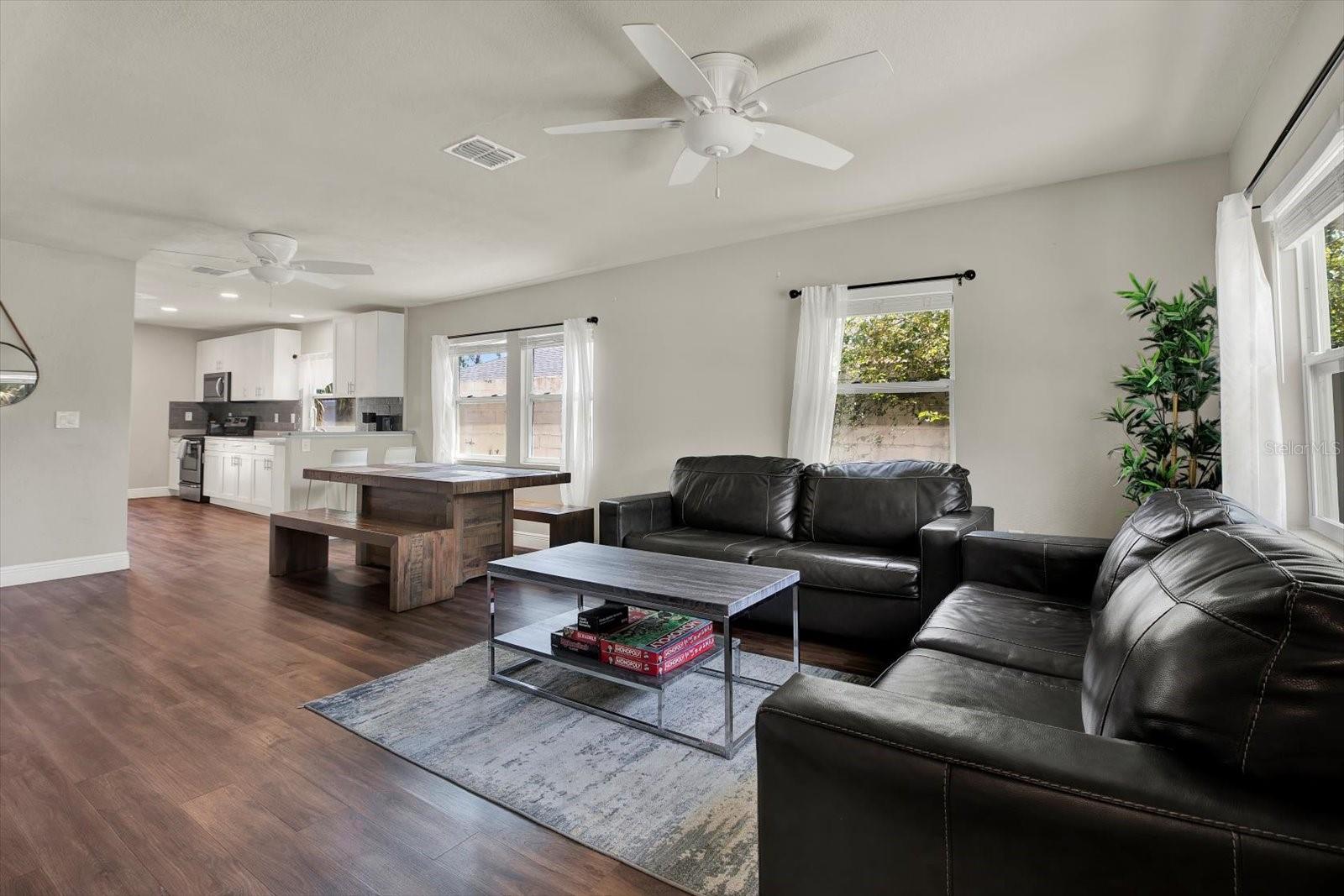 2107 W CARMEN ST, TAMPA, FL, 33606