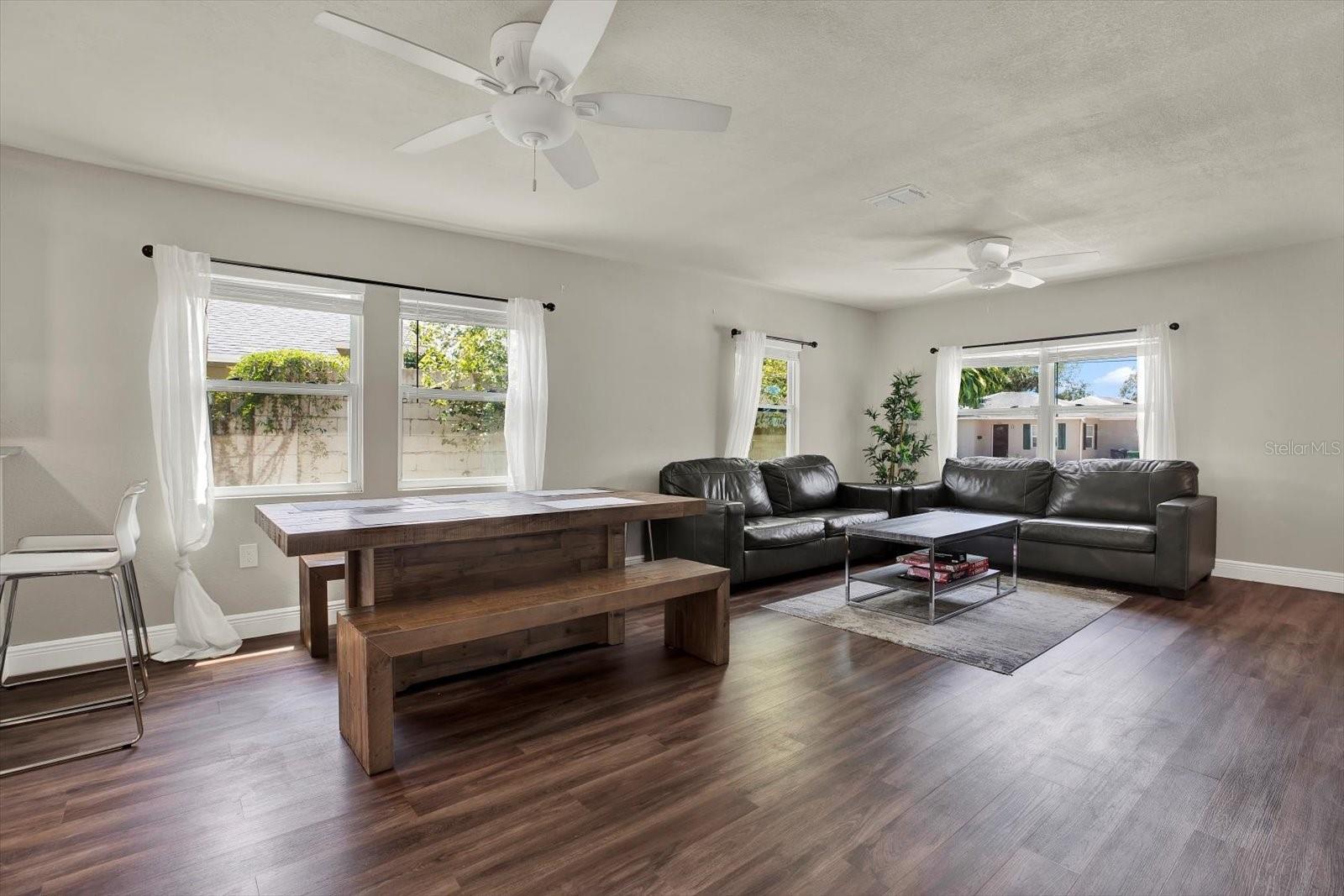 2107 W CARMEN ST, TAMPA, FL, 33606